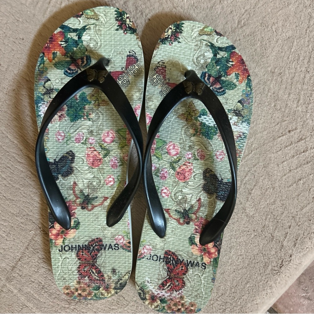Johnny Was Butterfly Flip Flops, 7, Barely Worn